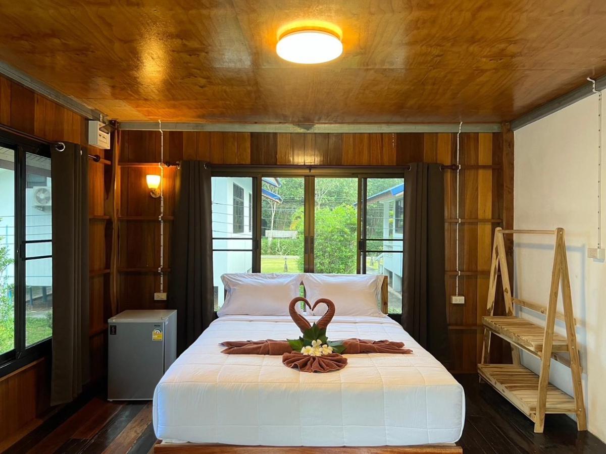 Koh Jum Paradise Resort ภายนอก รูปภาพ